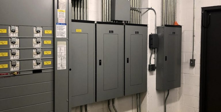 power distribution panelboard layout